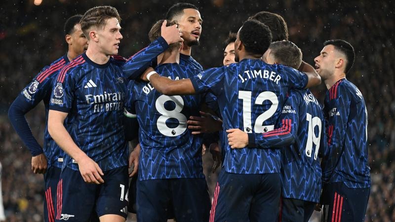 居莱尔助攻 贡萨洛破门完成帽子戏法