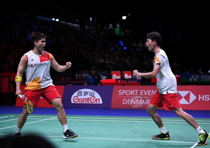 在足球比赛 在足球比赛